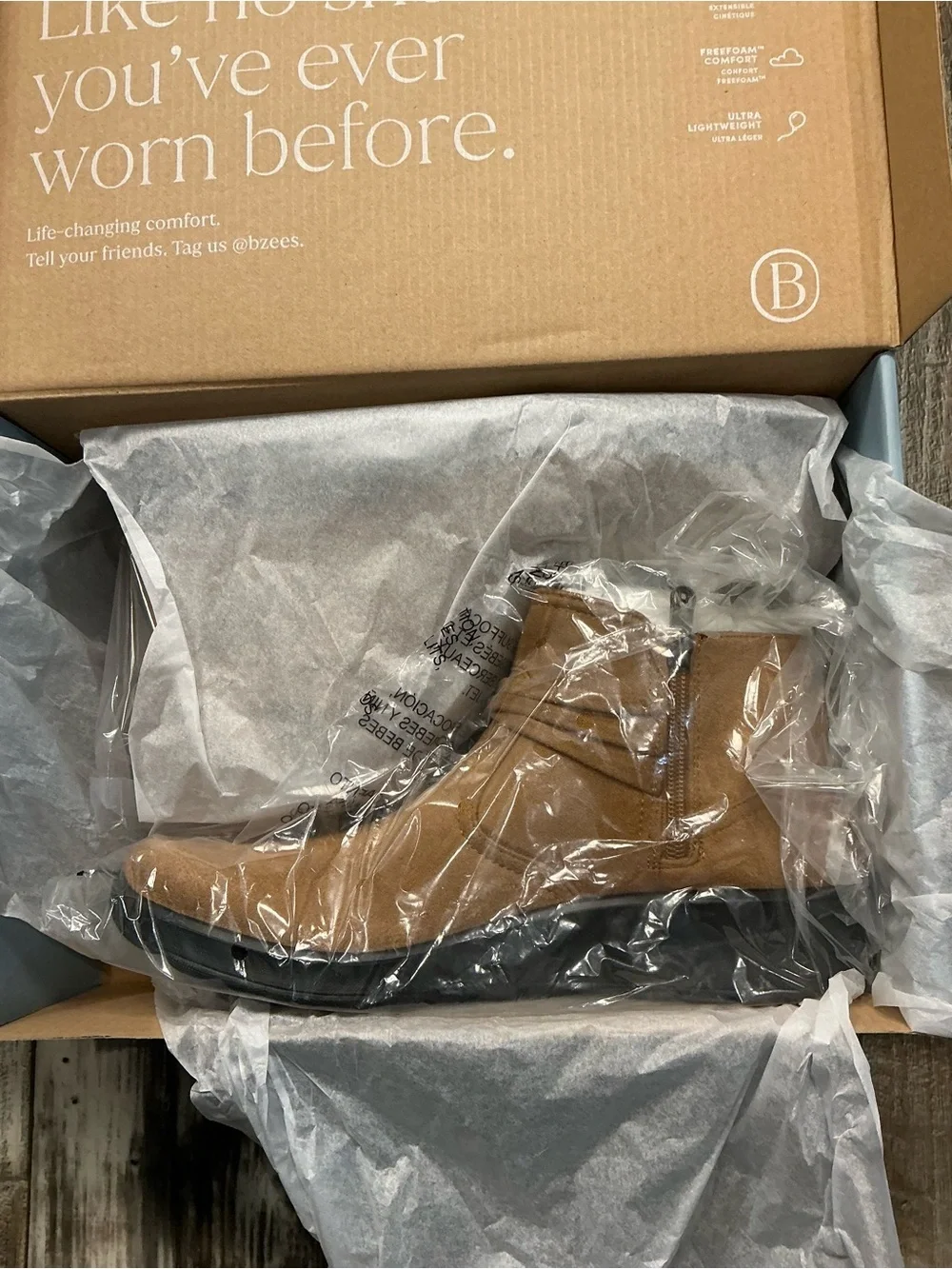 Bzees Tan Ankle Bootie with Wrap Detail Size q0